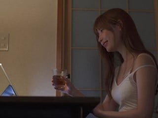 ADN-262: Vợ trẻ lén lút bú cu đồng nghiệp khi tiết lộ mật khẩu máy tính